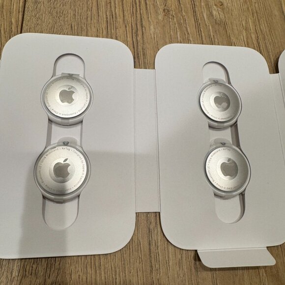 Apple AirTag 4-Pack AirTags Air Tag GPS Location Tracker - Picture 7 of 7